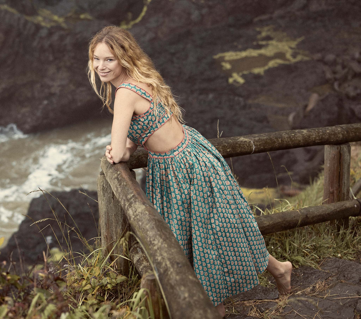 HMD -- TASHA DRESS -- SUNRISE PAISLEY