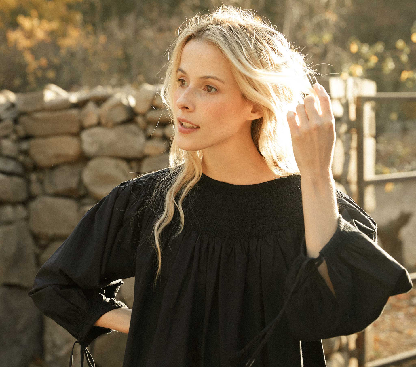 HMD -- THEDA DRESS -- BLACK