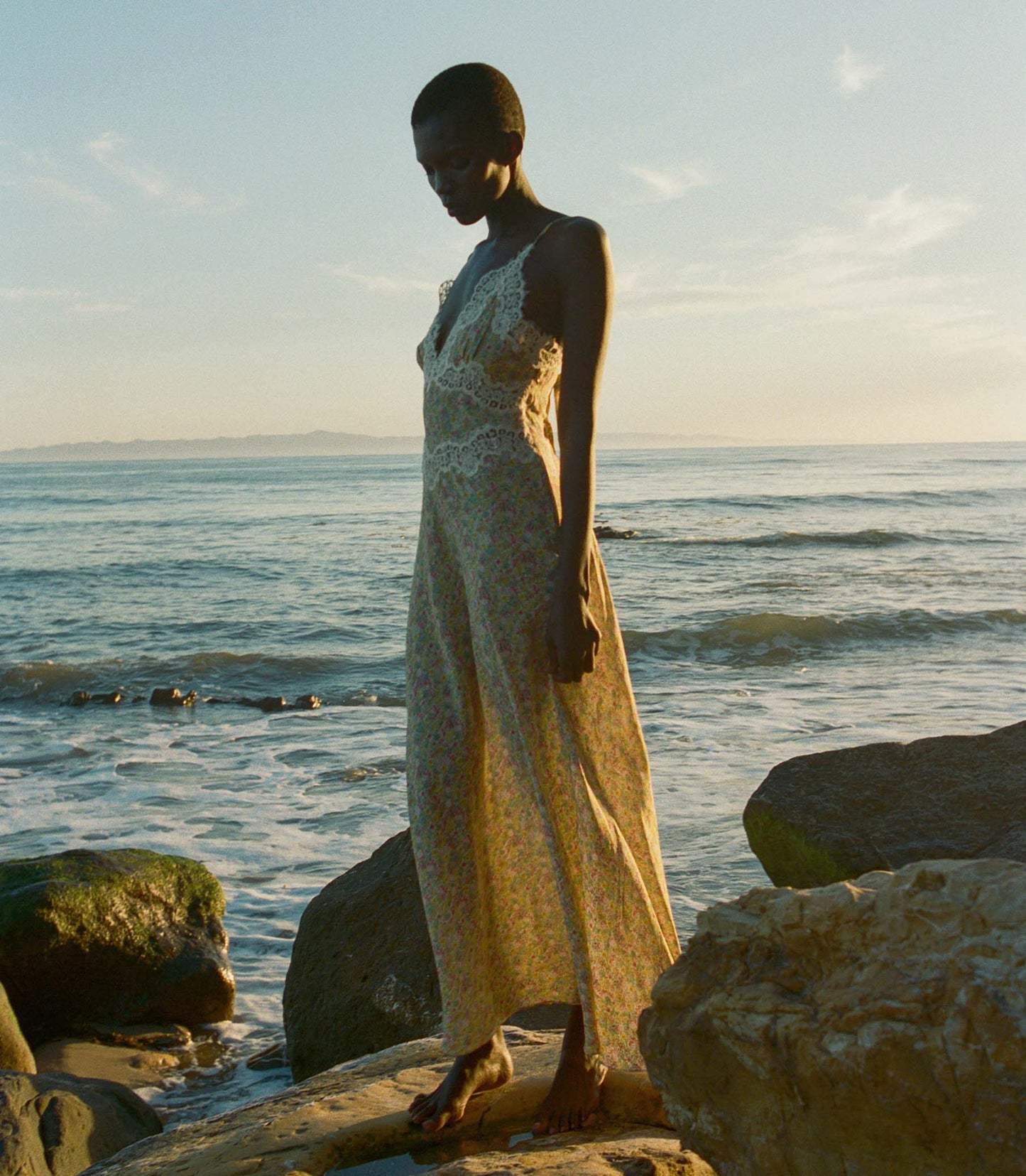 HMD -- VENUS DRESS -- CHRYSANTHEMUM SKY FLORAL