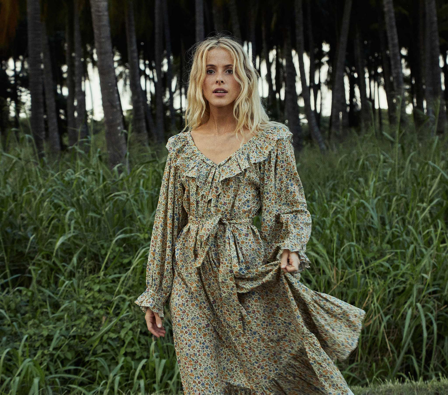 HMD -- VEREDIS DRESS -- SUNSHINE POPPY BELL FLORAL