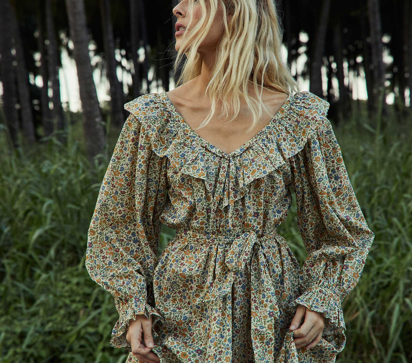 HMD -- VEREDIS DRESS -- SUNSHINE POPPY BELL FLORAL