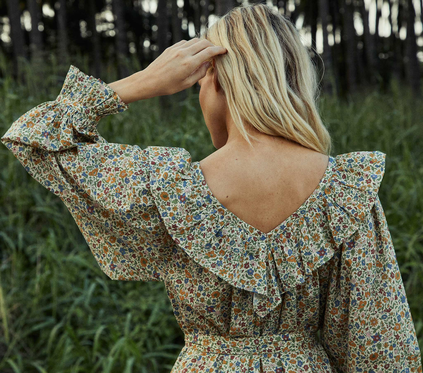 HMD -- VEREDIS DRESS -- SUNSHINE POPPY BELL FLORAL