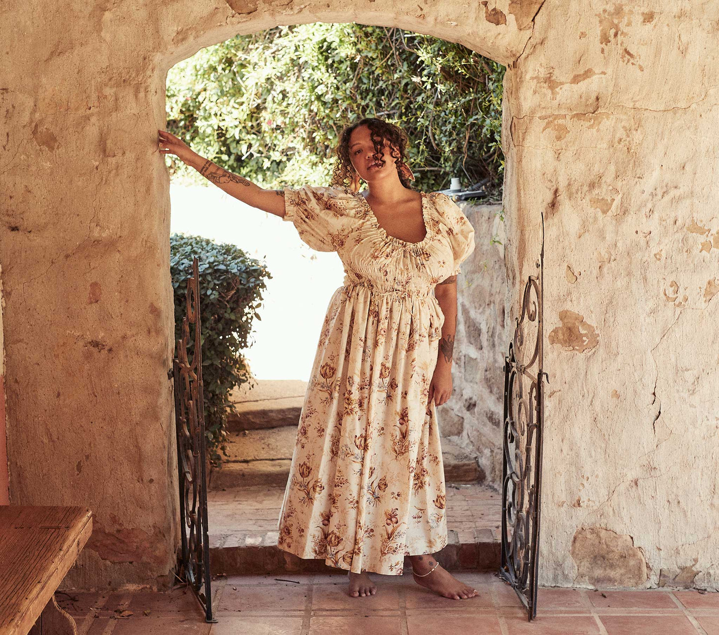 HMD -- VICTOIRE DRESS -- FIELD OF TULIPS