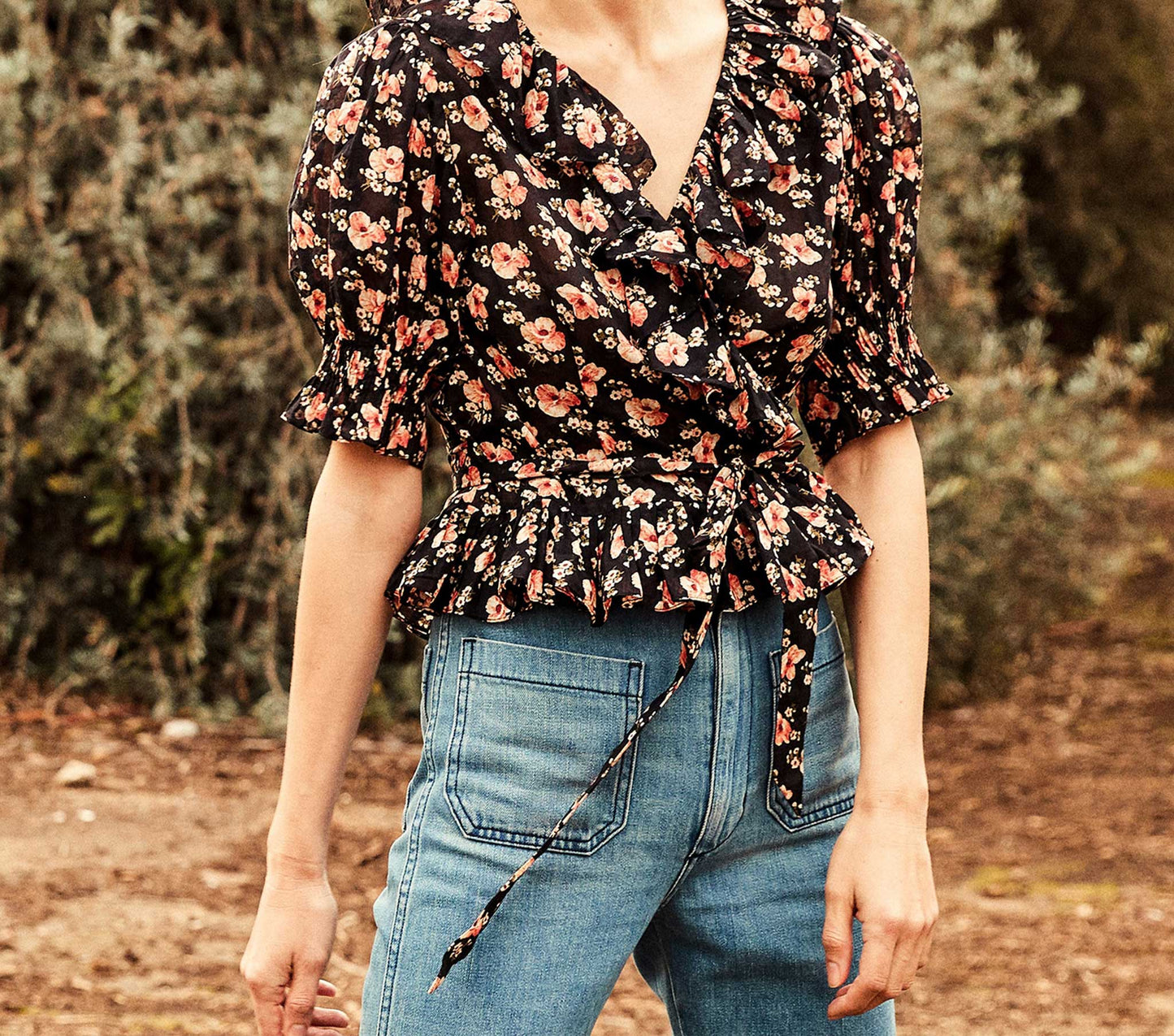 HMD -- VIOLA TOP -- BLACK POPPY PRINT