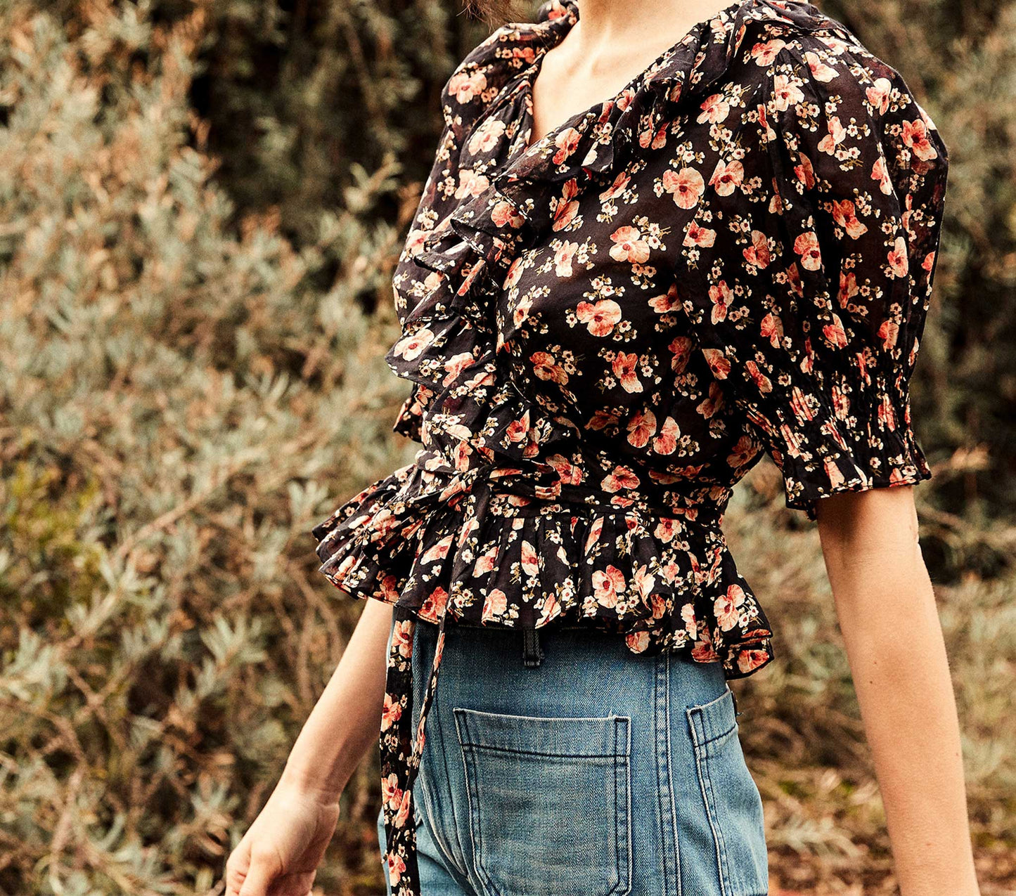 HMD -- VIOLA TOP -- BLACK POPPY PRINT