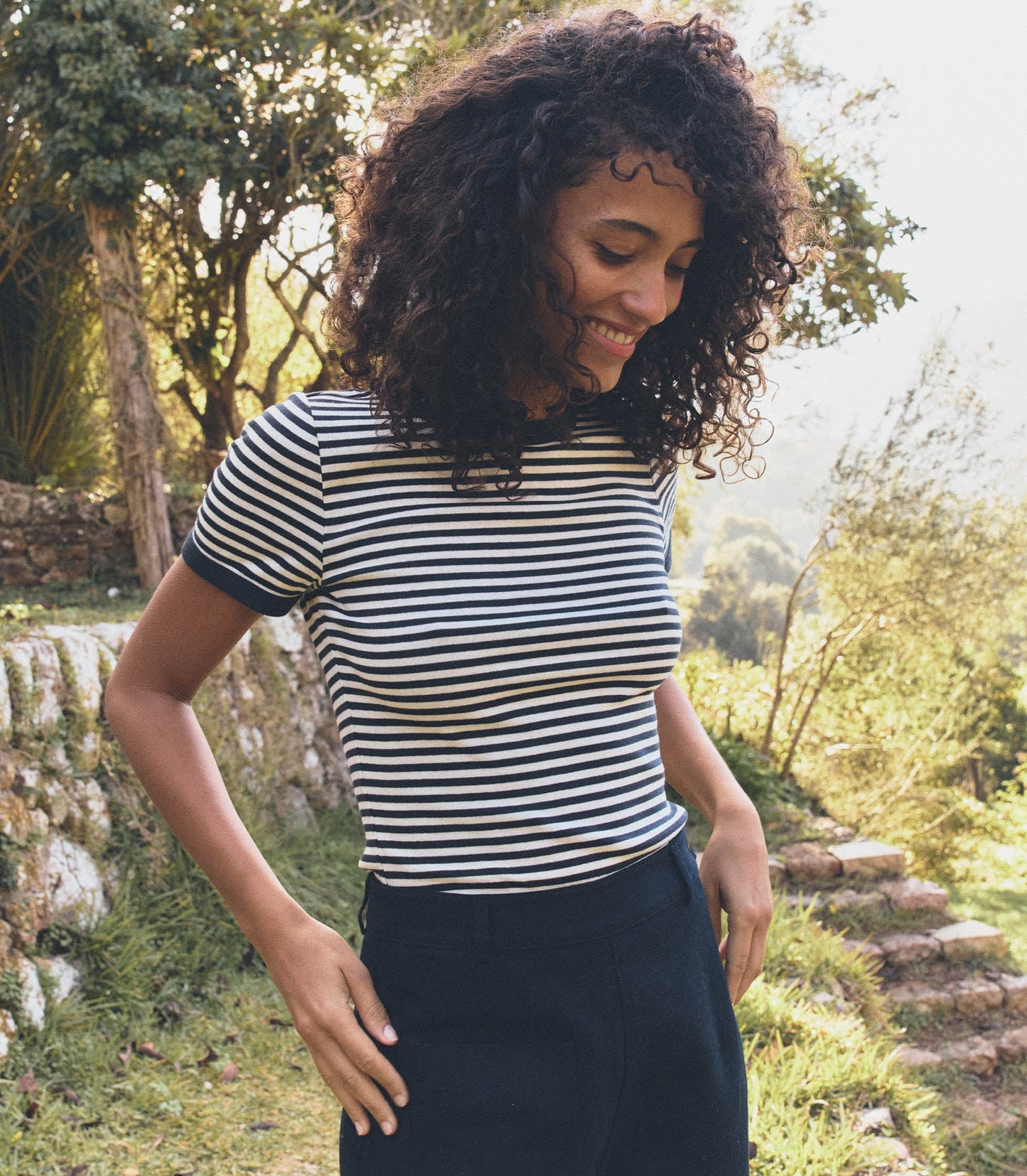 VIVI TEE -- NAVY NANTUCKET STRIPE
