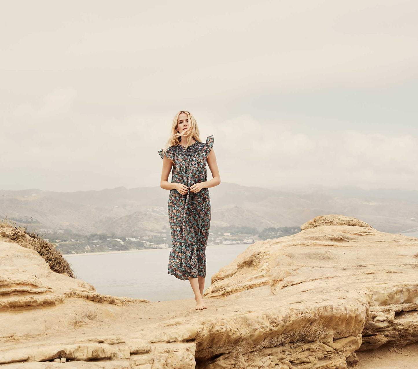 HMD -- VIOLETTA DRESS -- NAVY LADY BIRD FLORAL