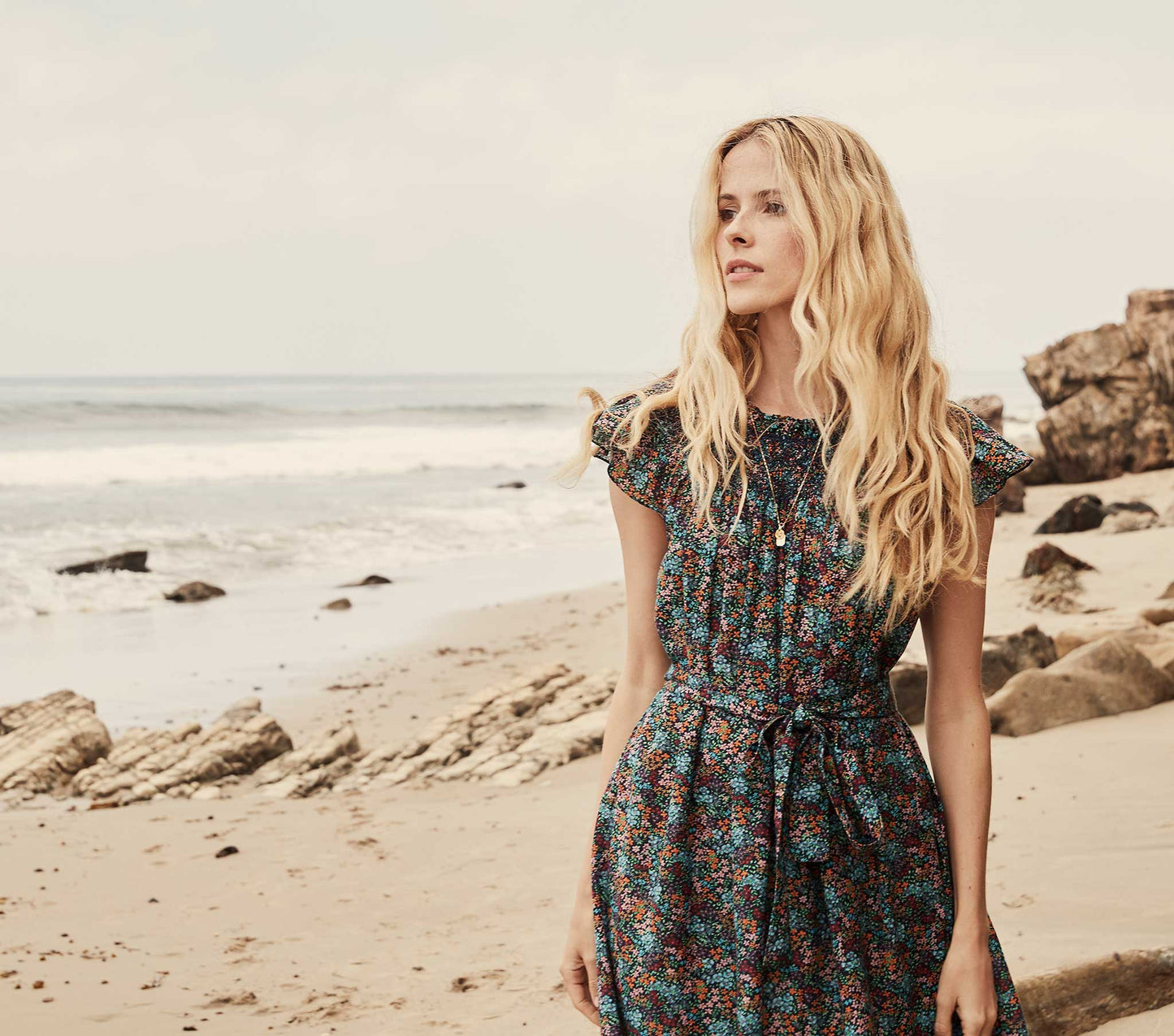 HMD -- VIOLETTA DRESS -- NAVY LADY BIRD FLORAL